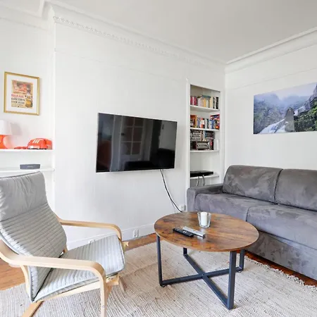 Lucent - Welkeys Apartment